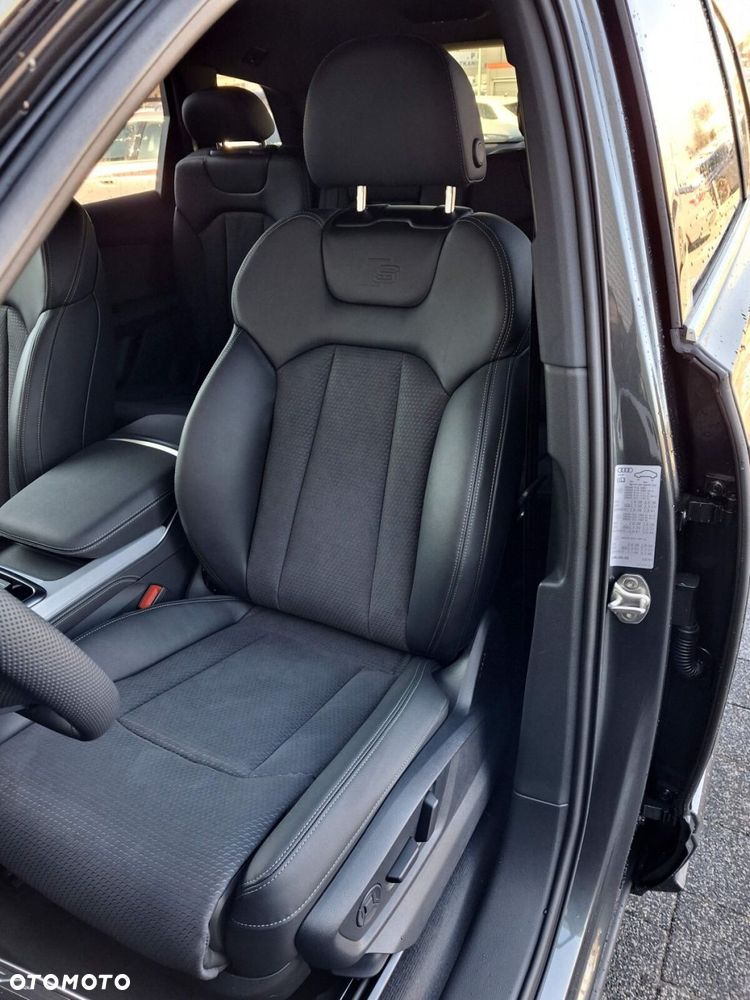 Audi Q7 - 12
