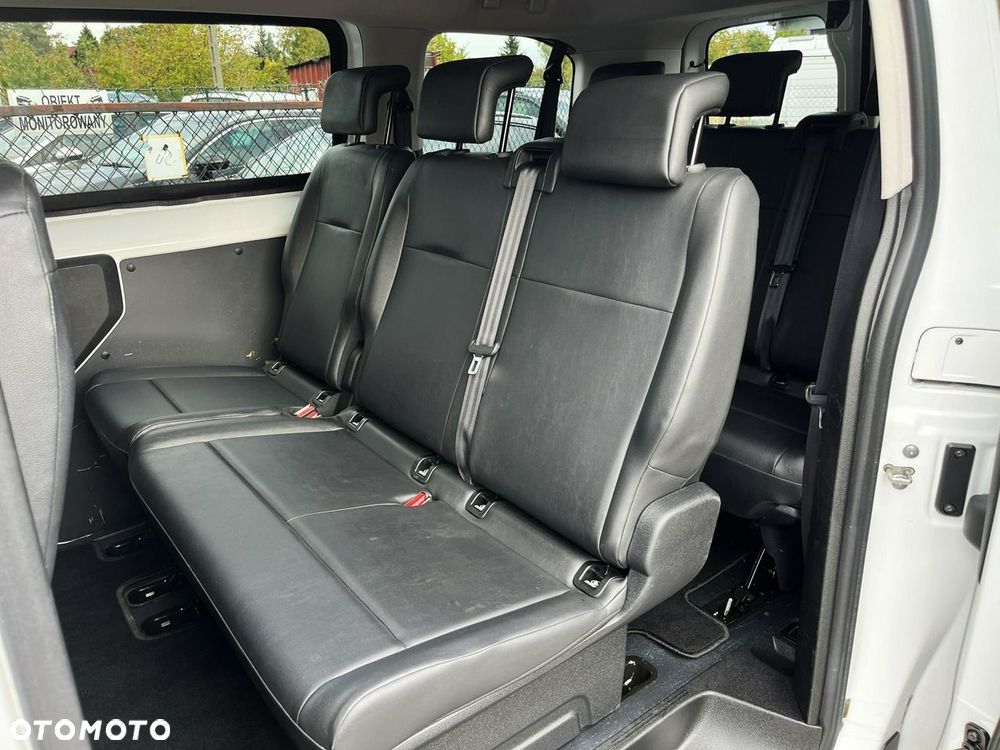 Opel Vivaro - 31