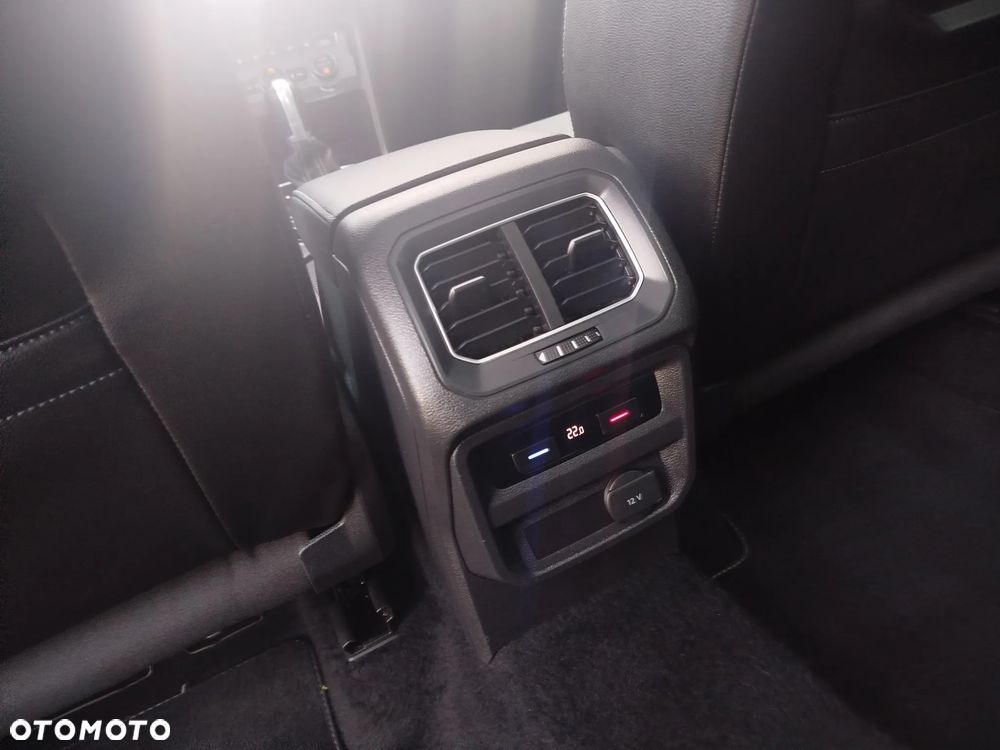 Volkswagen Tiguan 2.0 TDI SCR 4Motion DSG IQ.DRIVE - 24