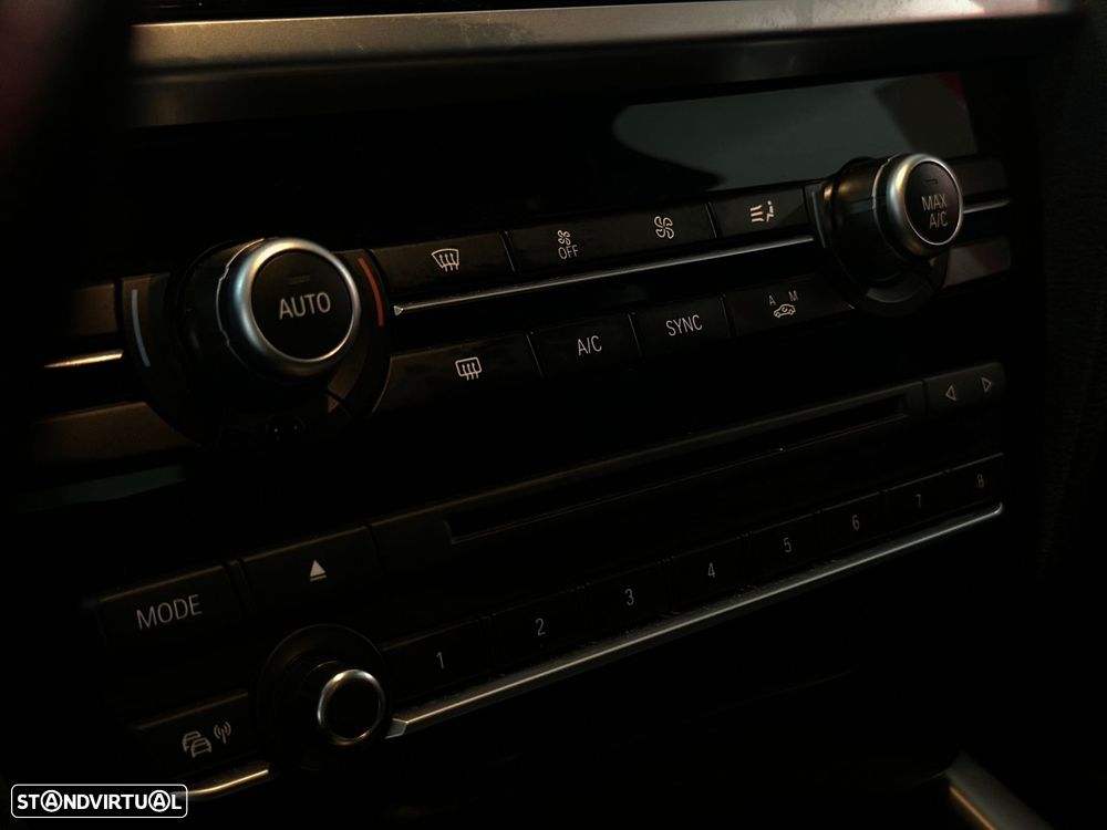 BMW X4 20 d xDrive Auto - 43