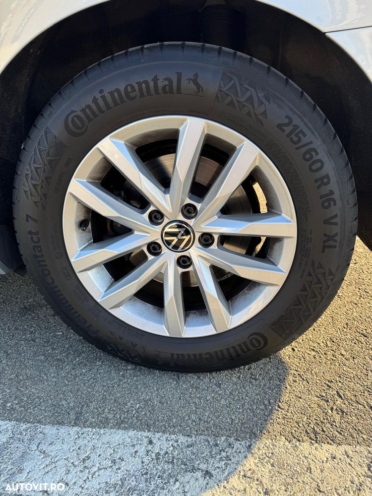 Volkswagen Passat 2.0 TDI SCR DSG Business - 12