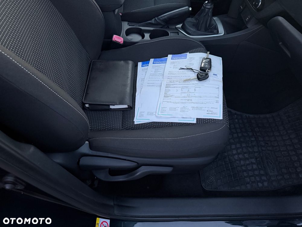 Toyota Auris 2.0 D-4D Dynamic - 18