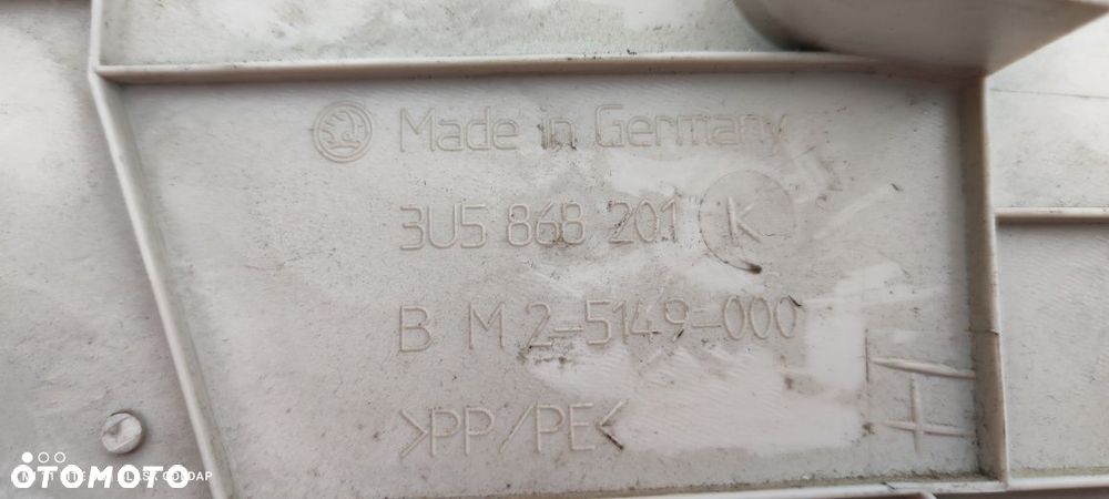 Tapicerka Słupków Skoda SuperB 1.9 Manual 2004 Blask Gołdap - 8