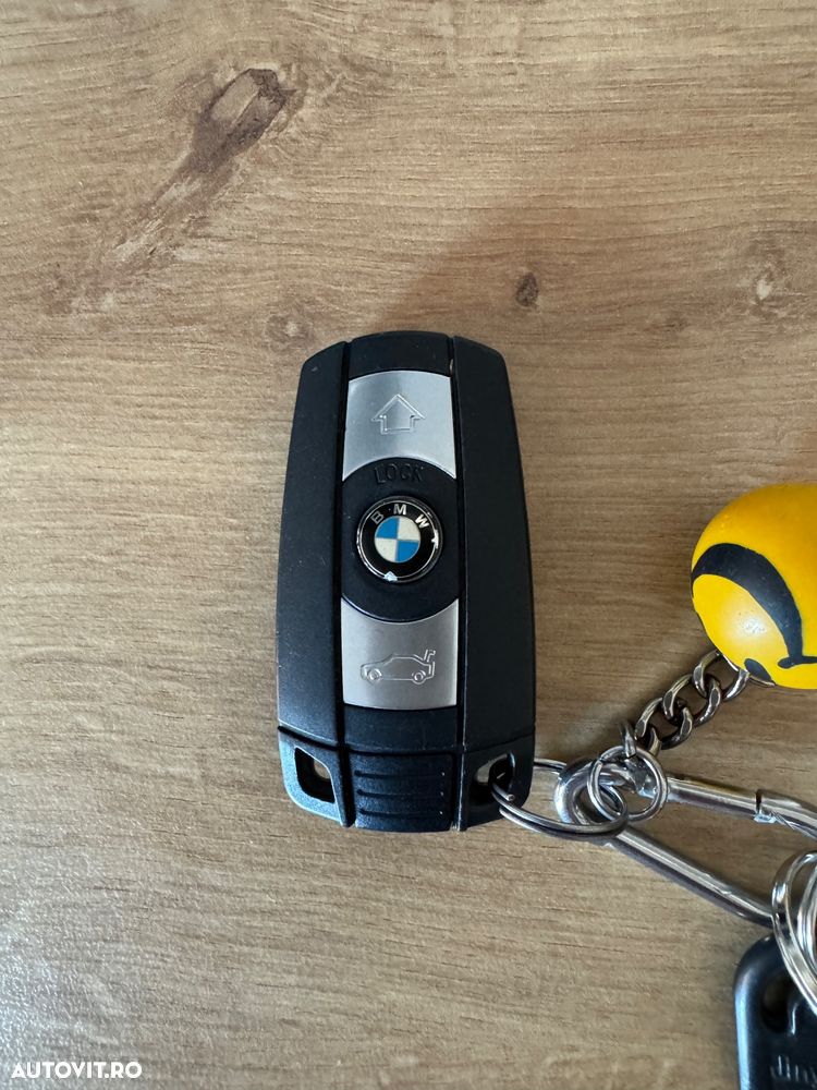 BMW Seria 5 520d Touring - 28