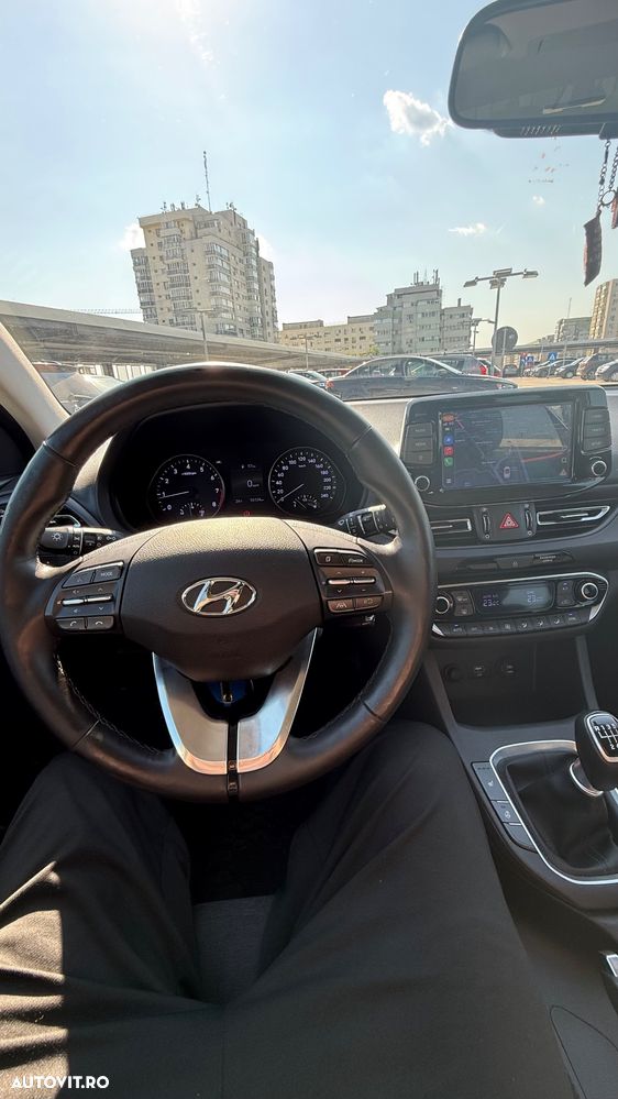 Hyundai i30 1.5 110CP 5DR M/T Highway - 6