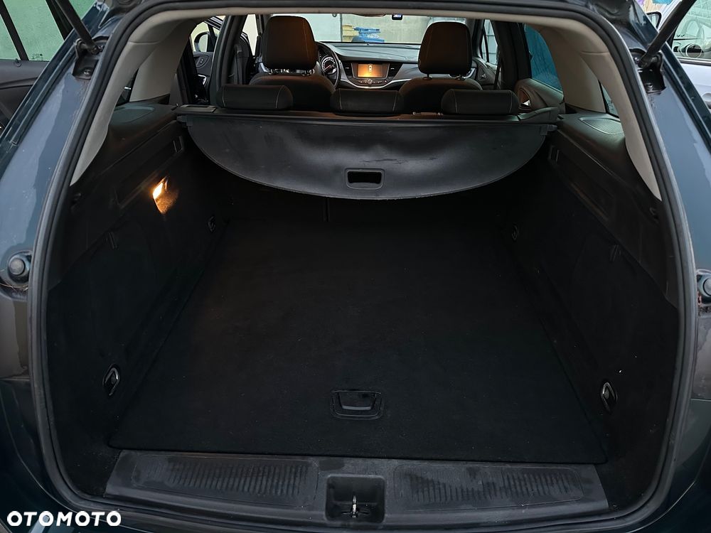 Opel Astra 1.6 CDTI Sport - 9