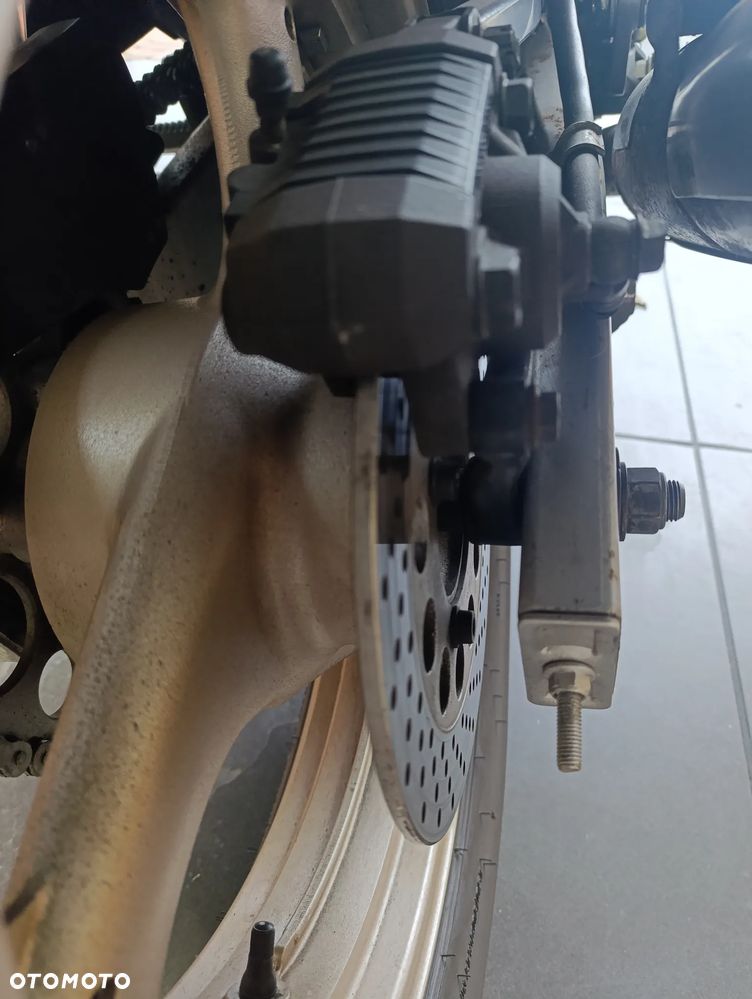 Suzuki GSX - 10