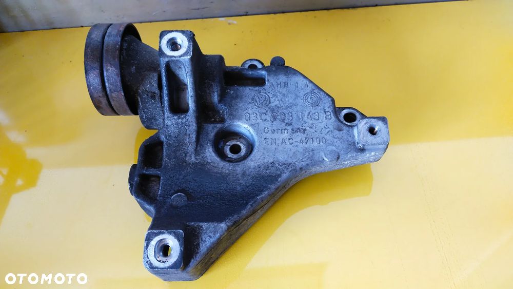 WSPORNIK ALTERNATORA VW 03C903143C - 1