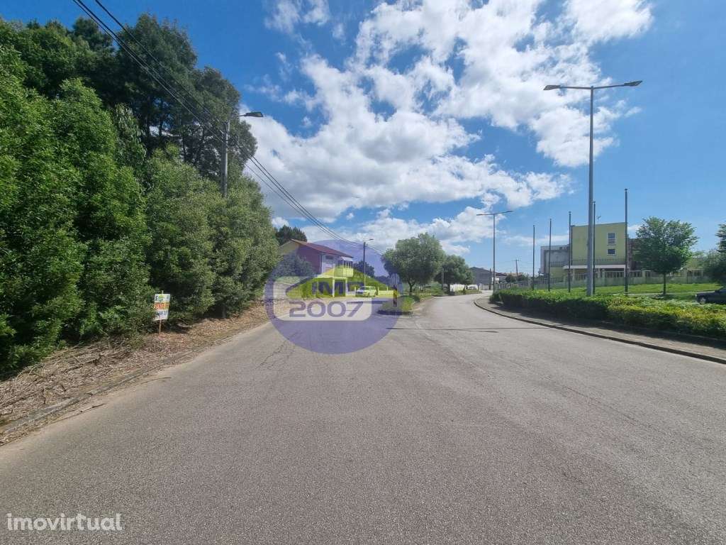 Terreno em Olival - Grande imagem: 3/12