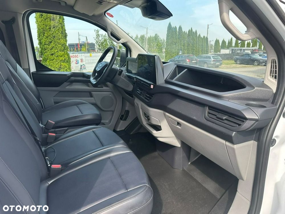 Ford Transit Custom - 13