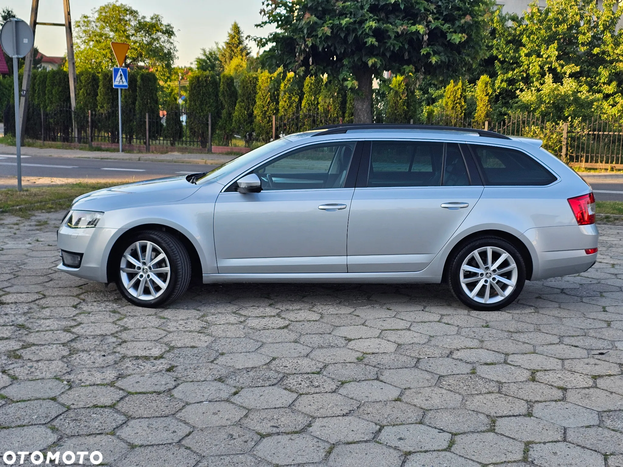 Skoda Octavia 2.0 TDI Elegance - 28