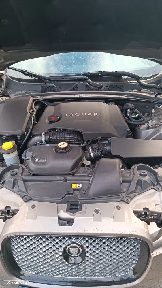 Jaguar XF 3.0 D V6 Premium Luxury - 20