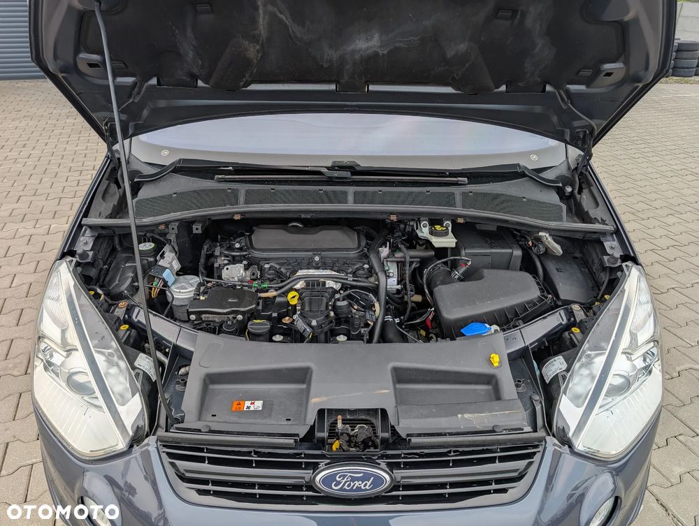 Ford S-Max 2.0 TDCi DPF Titanium X - 19