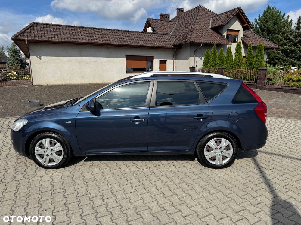 Kia Ceed - 7
