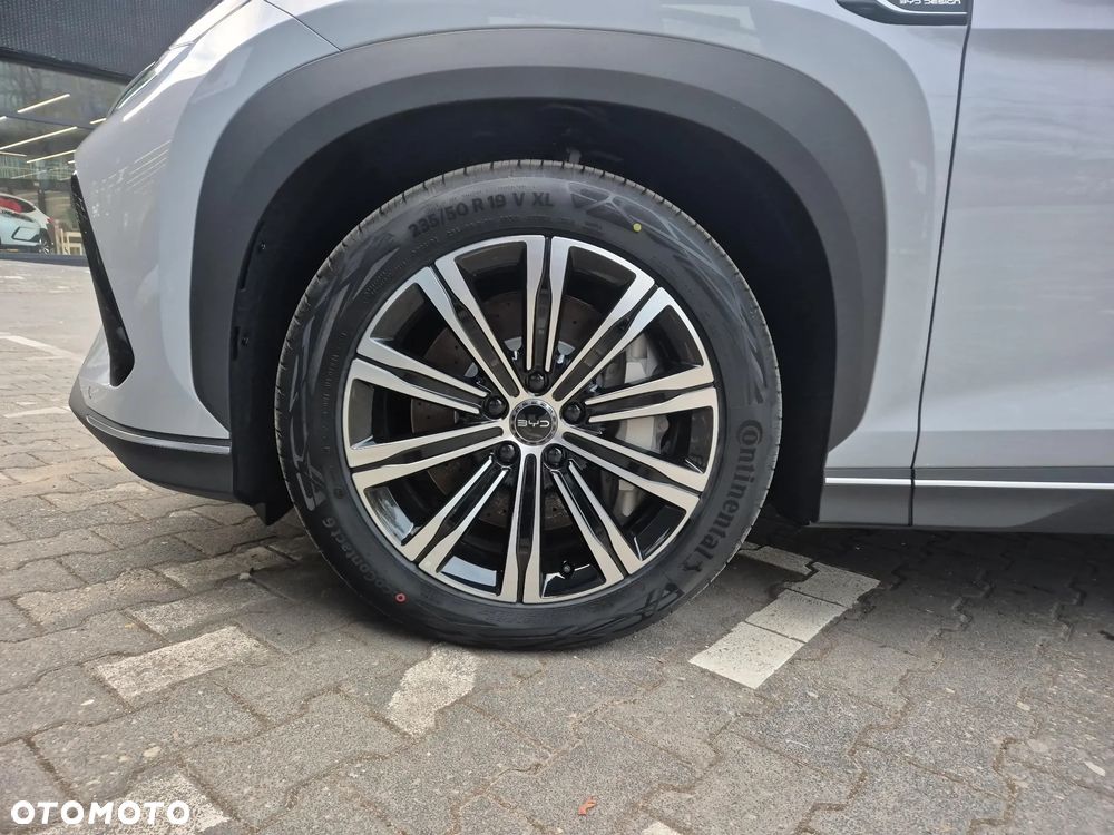 BYD Sealion 7 91.3kWh Excellence AWD - 18