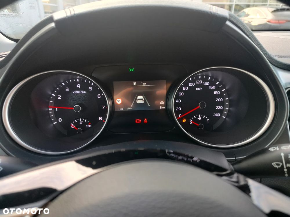 Kia Ceed 1.5 T-GDI M - 12