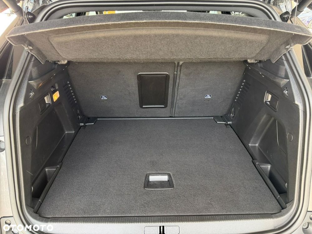 Peugeot 3008 - 12