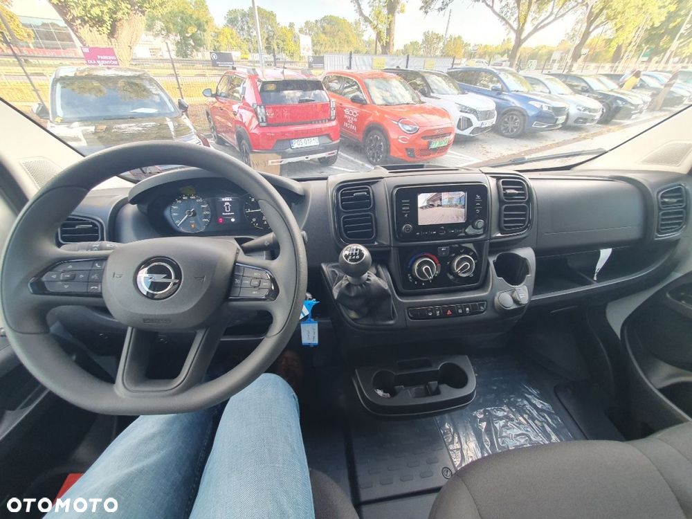 Opel MOVANO 2,2 /180 KM   skrzynia 3,6 m + HAK - 10