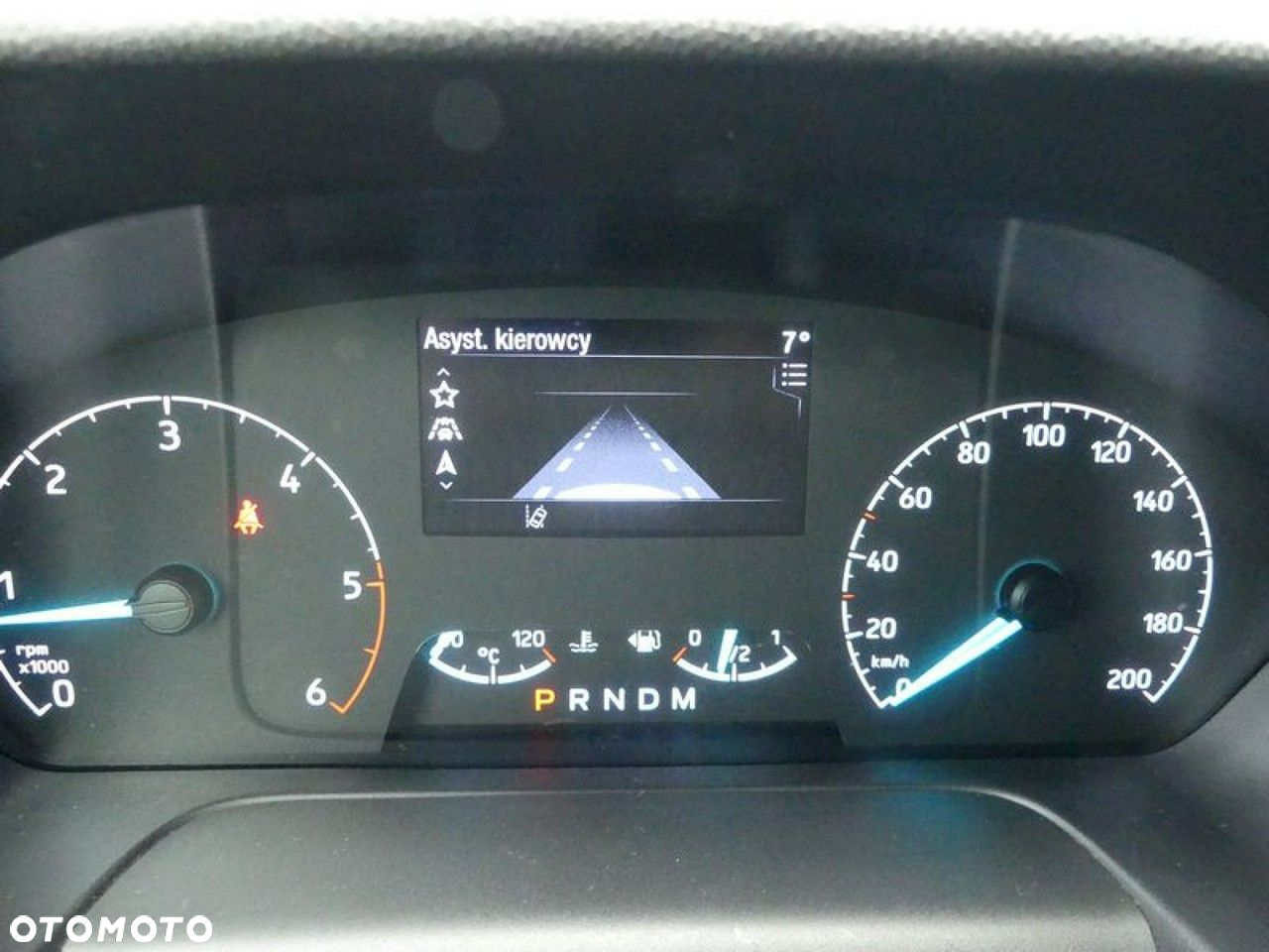 Ford Tourneo Custom - 7