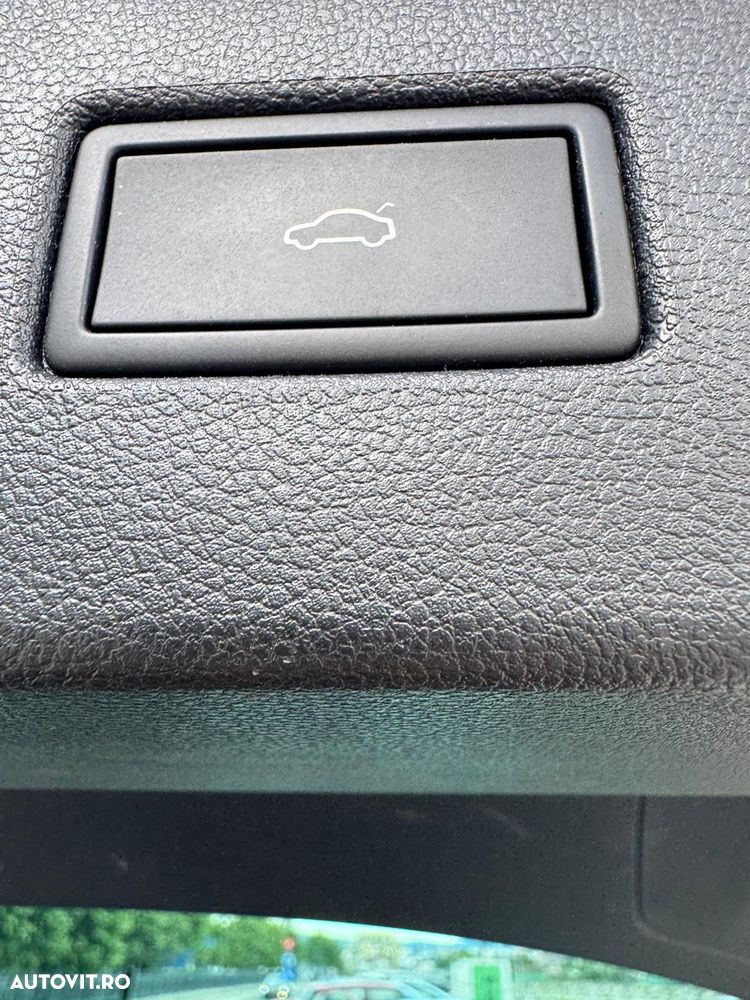 Volkswagen Tiguan 2.0 TDI SCR DSG Life - 14