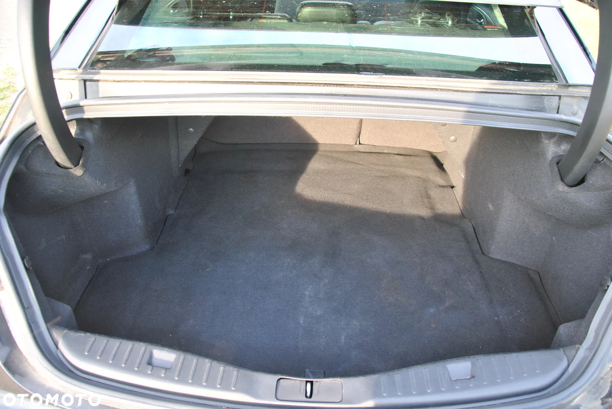 Lincoln MKZ - 30