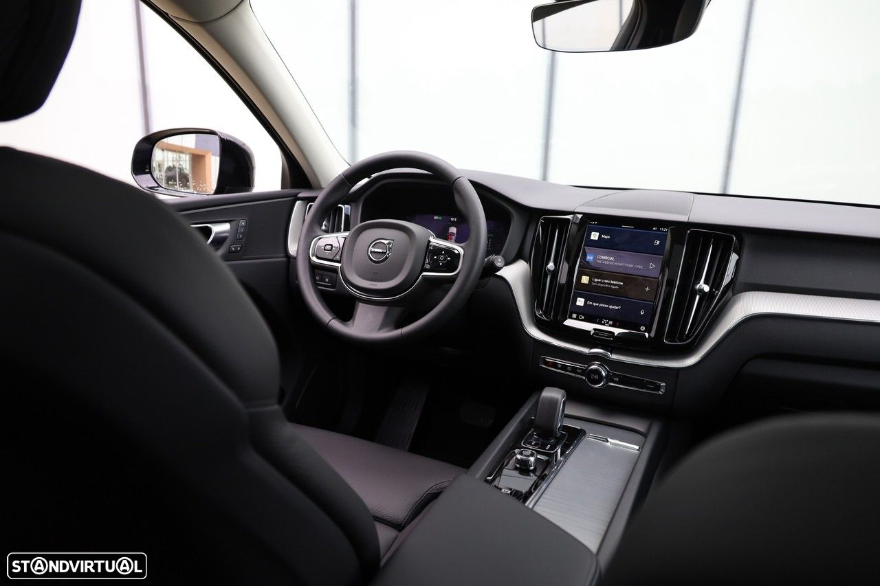 Volvo XC 60 2.0 T6 PHEV Plus Dark AWD - 12