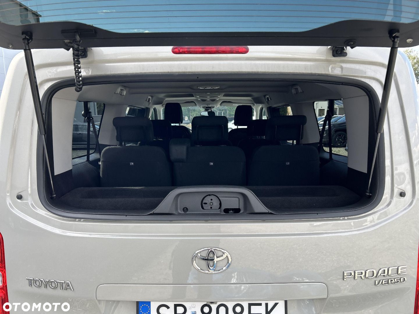 Toyota Proace Verso - 13