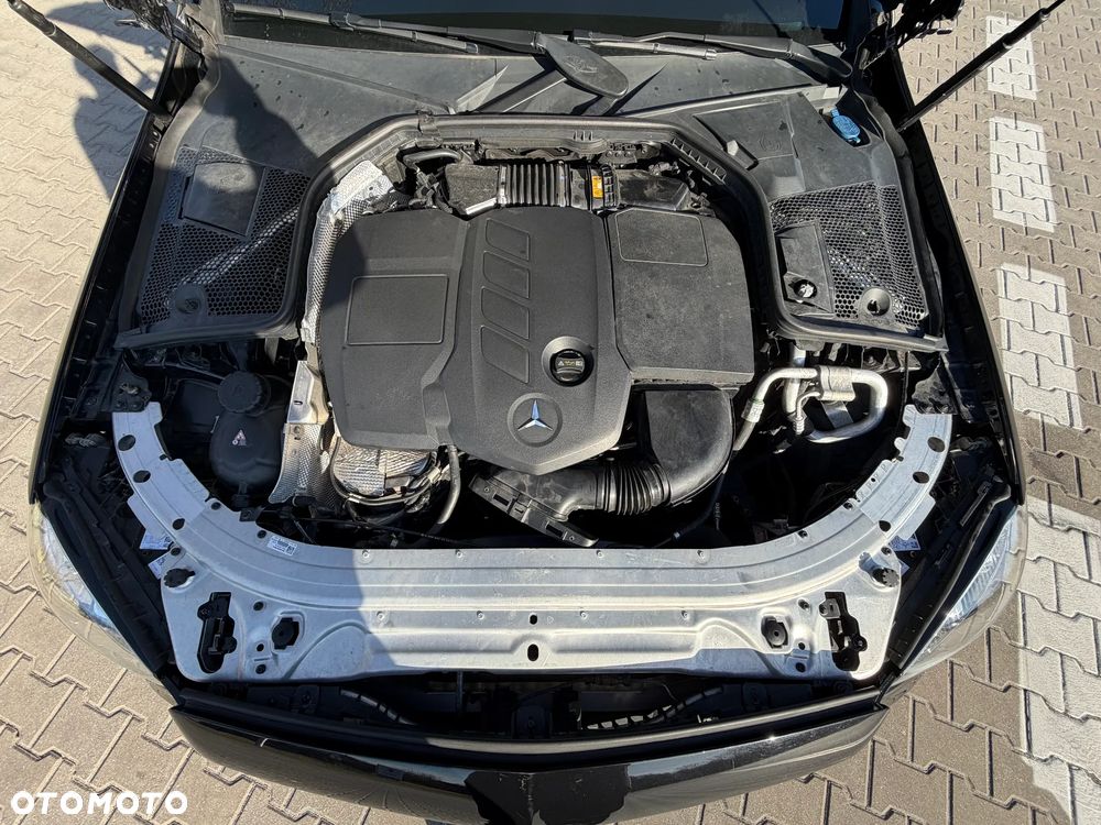 Mercedes-Benz Klasa C 220 d 4Matic 9G-TRONIC AMG Line - 11