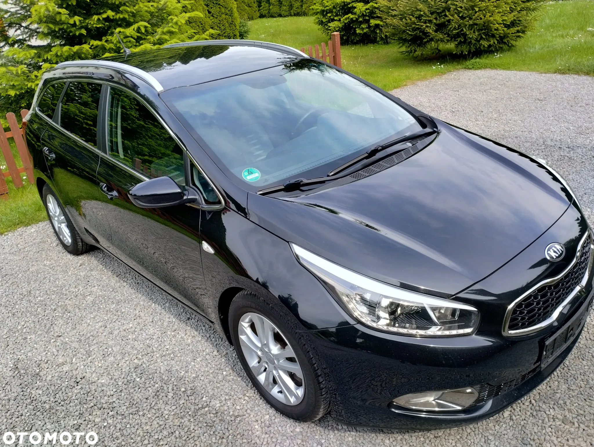 Kia Ceed 1.6 CRDi 128 ISG SW Spirit - 3