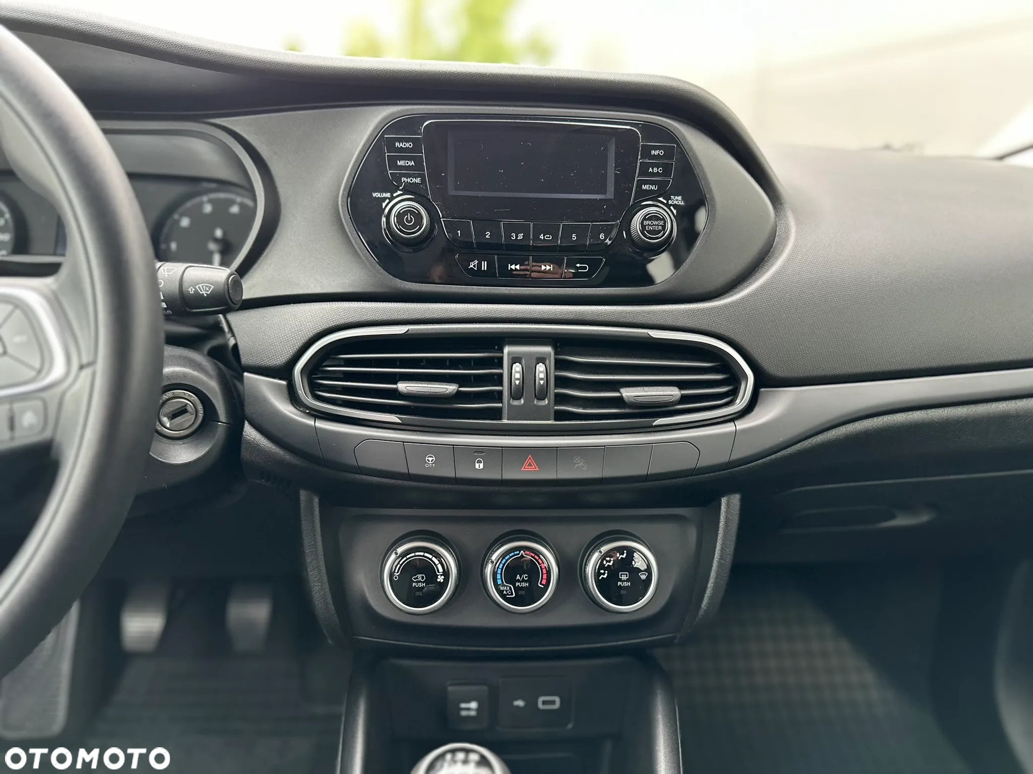 Fiat Tipo 1.4 Classic - 24