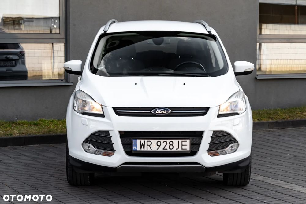 Ford Kuga 2.0 TDCi 2x4 Titanium - 30