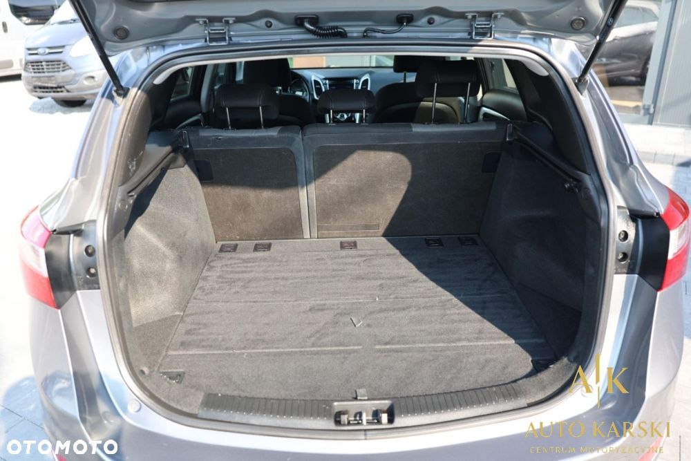 Hyundai i30 - 37