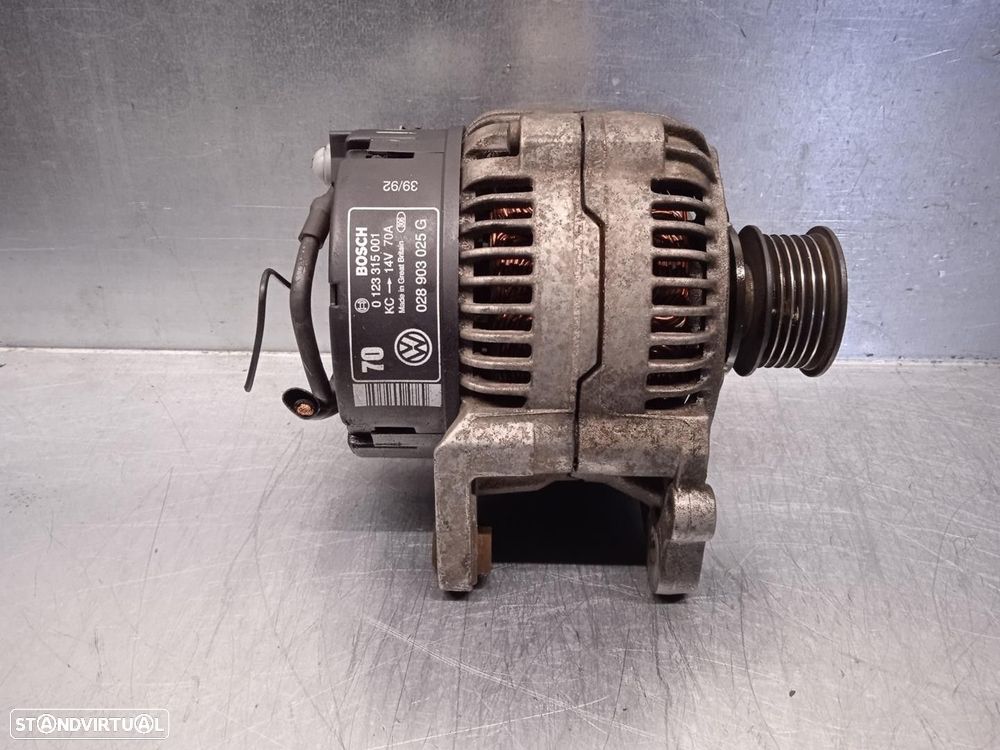 ALTERNADOR VOLKSWAGEN GOLF III 1992 -028903025G - 1
