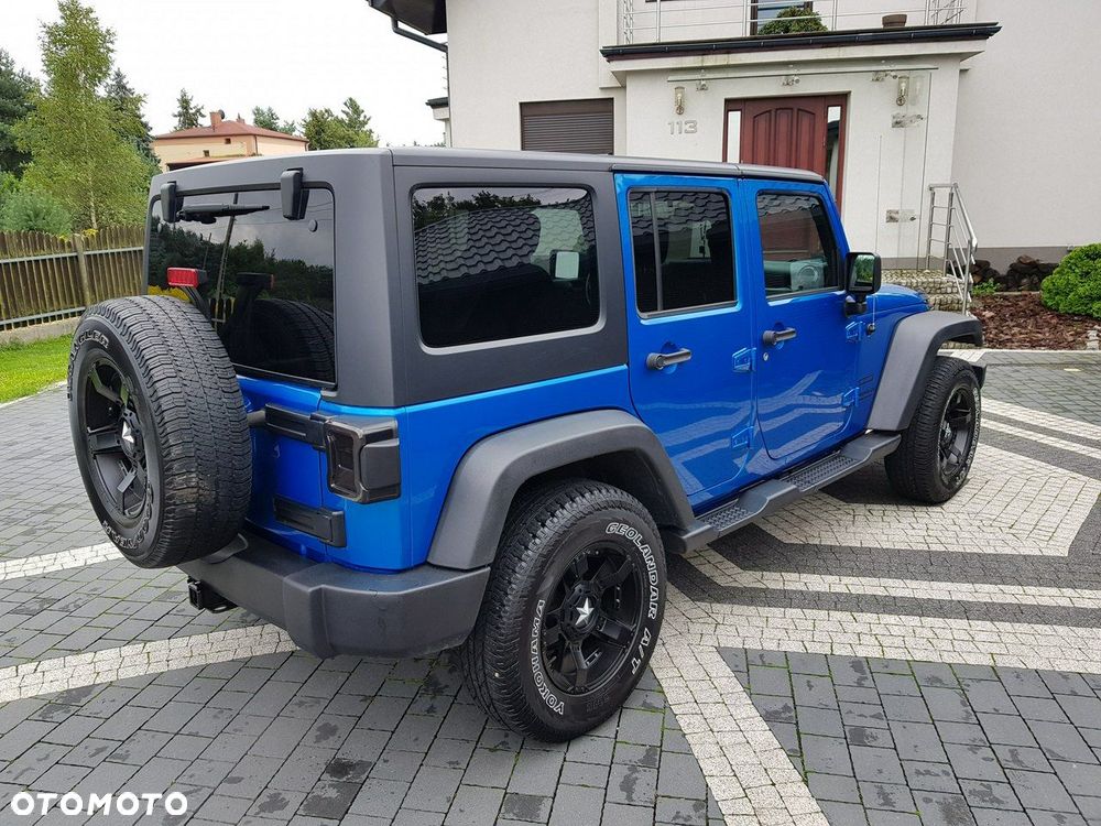 Jeep Wrangler - 4