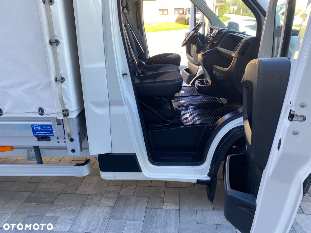 Fiat DUCATO SKRZYNIOWY+FIRANKA, zakupiony w salonie w Rzeszowie, serwisowany, bezwypadkowy, MAX - 23