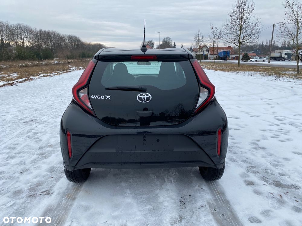 Toyota Aygo X S-CVT Limited - 12