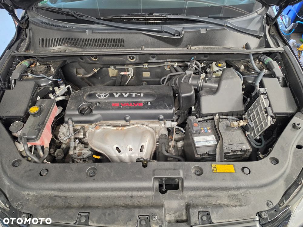 Toyota RAV4 2.0 4x4 Travel - 40