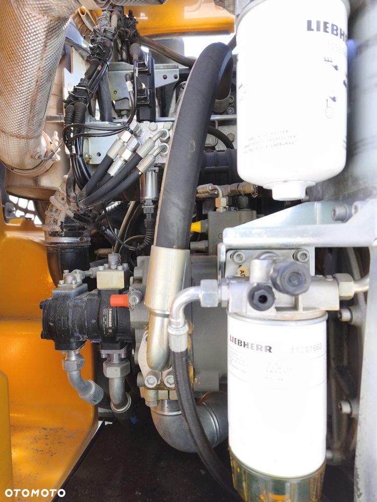 Liebherr A916 - 10