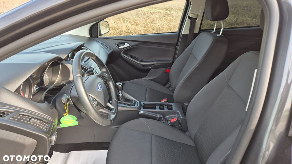 Ford Focus 1.0 EcoBoost Start-Stopp-System TREND - 14