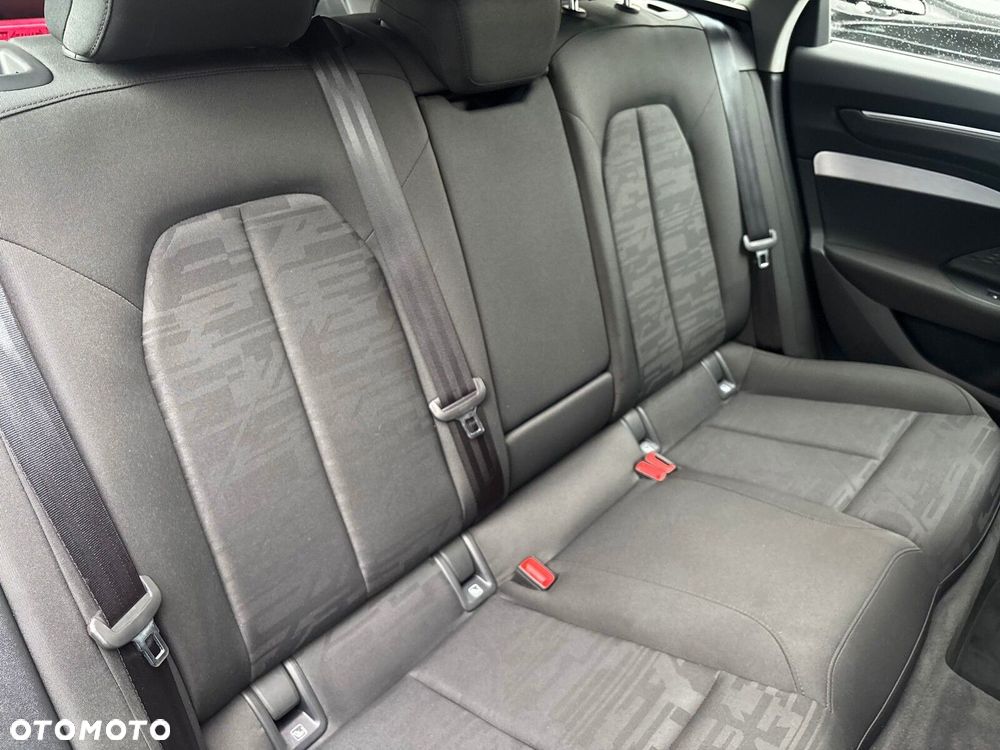 Audi A6 Avant - 34
