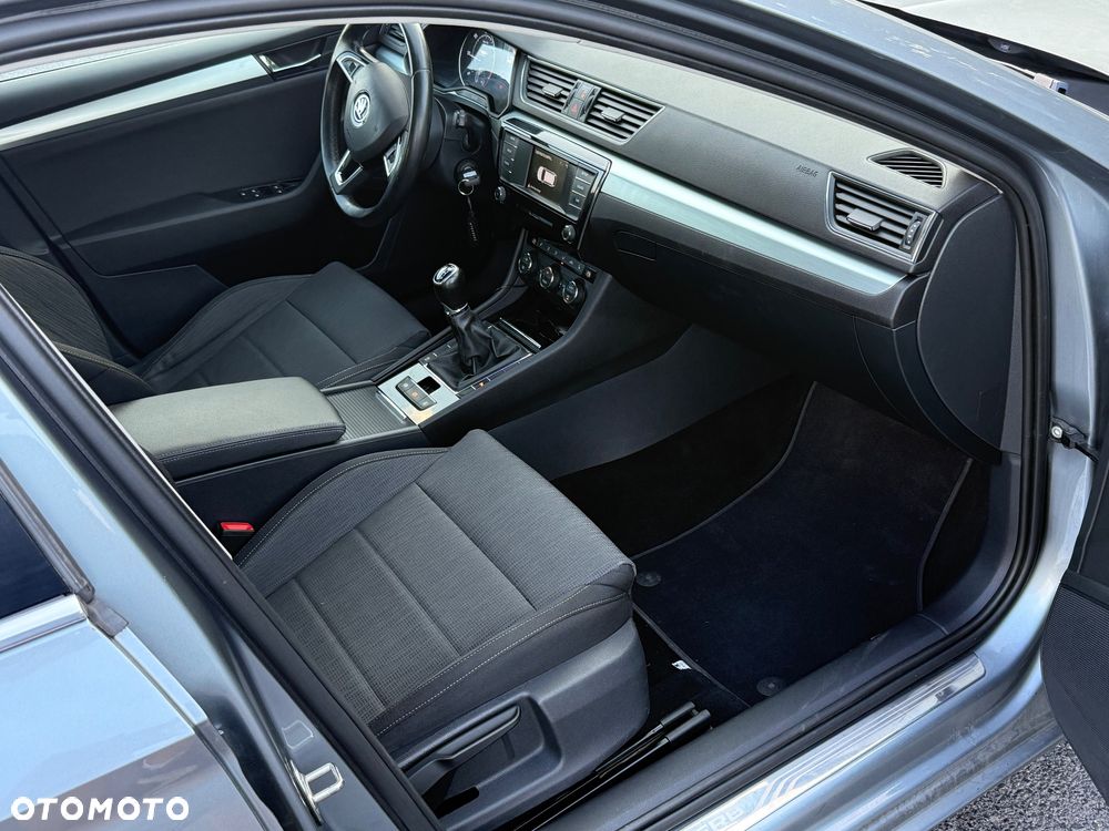 Skoda Superb 1.6 TDI Active - 9