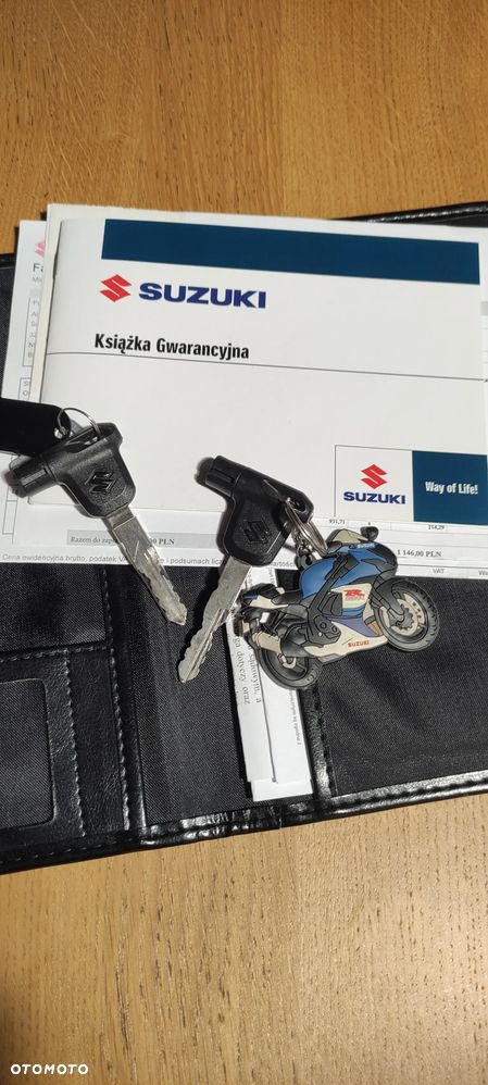 Suzuki GSX - 8