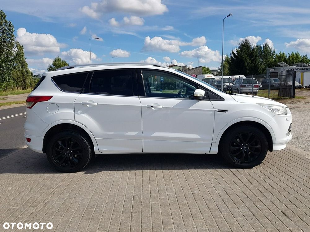 Ford Kuga 1.6 EcoBoost 2x4 Individual - 4