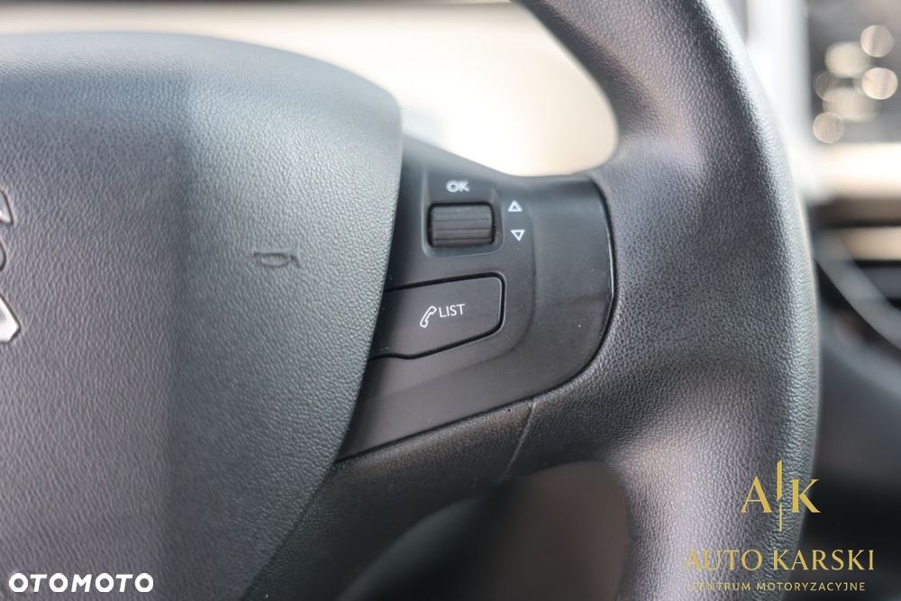 Peugeot 208 - 20