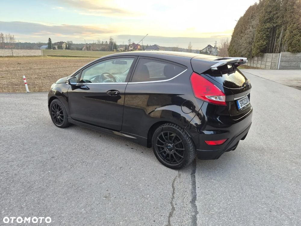 Ford Fiesta 1.25 Platinium X - 11