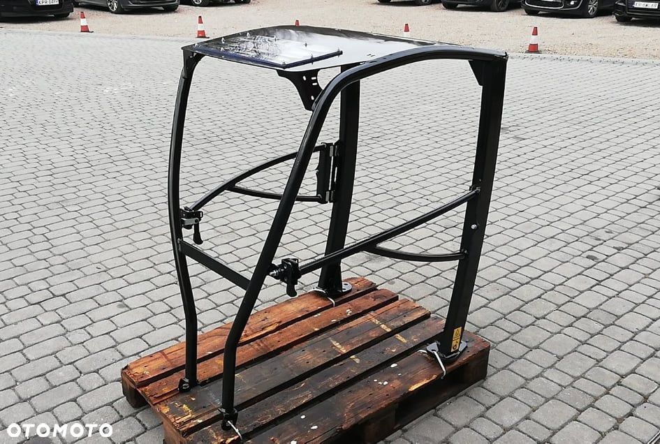 Giant G1200 Kabina klatka bezpieczeństwa 2021 rok 3170 NETTO - 1