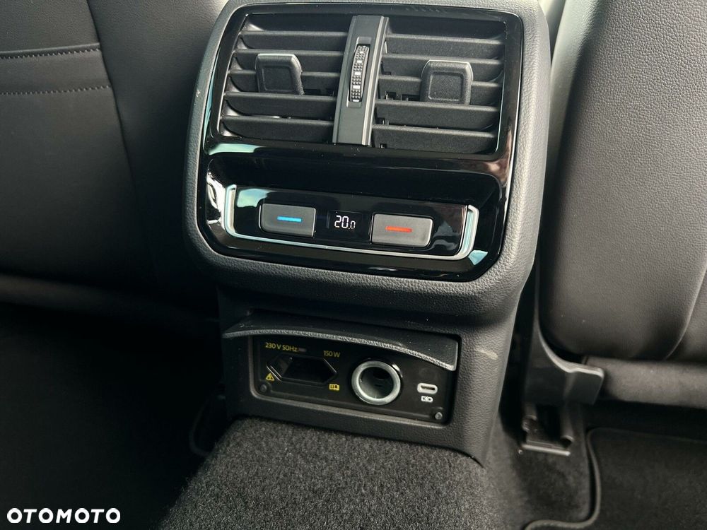 Volkswagen Passat - 14