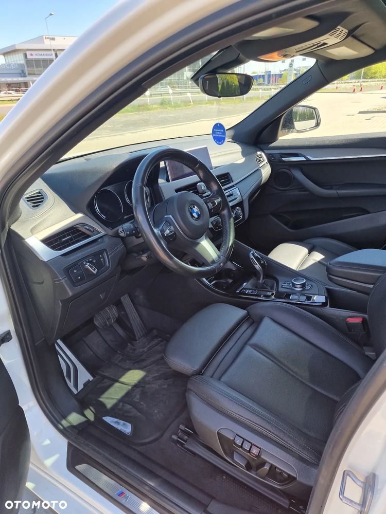 BMW X2 xDrive20i Advantage Plus - 17