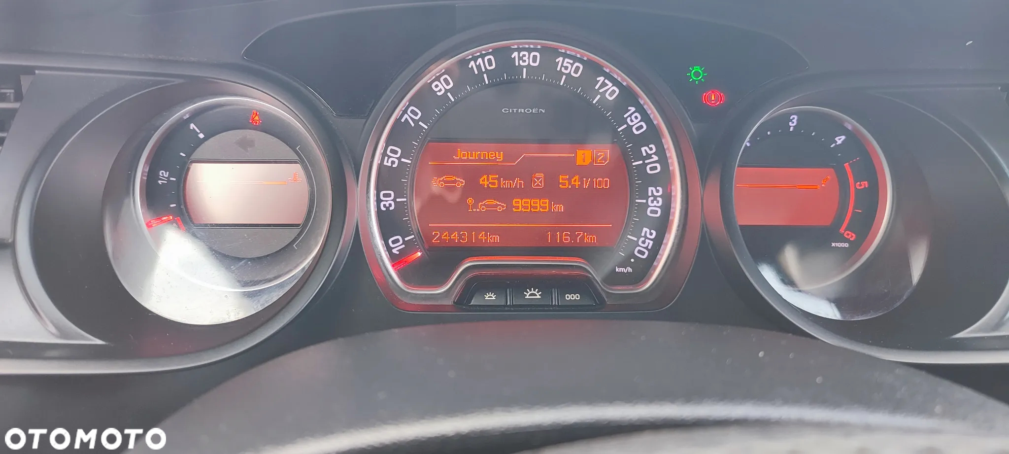 Citroën C5 1.6 HDi Attraction - 6