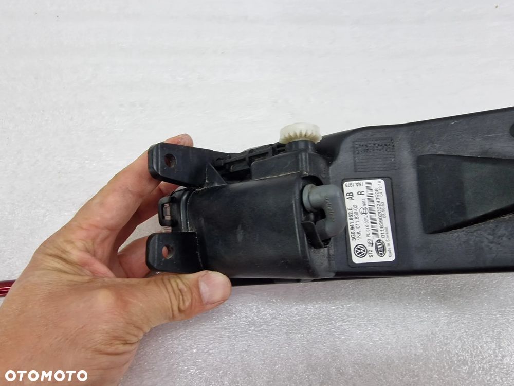 VW PASSAT B8 3G0 14- LEWY HALOGEN , NR 3G0941661E / 3G0941661L , NR AUKCJI H218 - 11